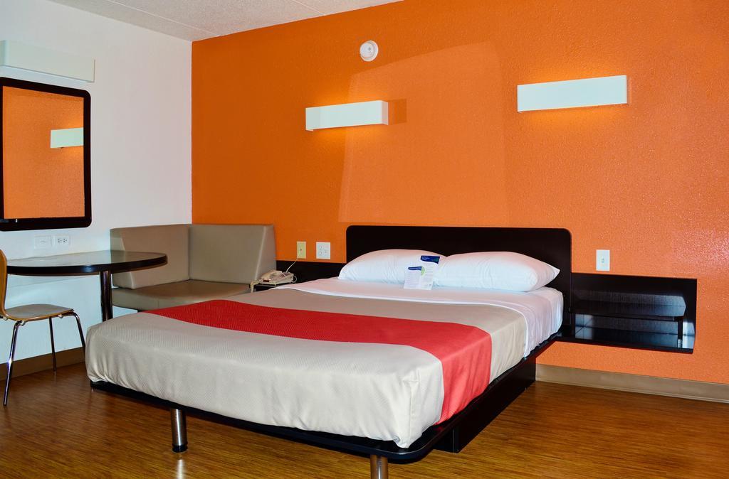 Motel 6 Boston South - בריינטרי מראה חיצוני תמונה