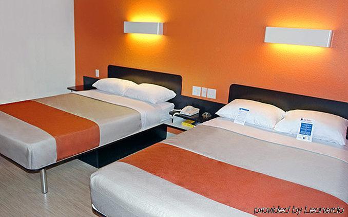 Motel 6 Boston South - בריינטרי מראה חיצוני תמונה