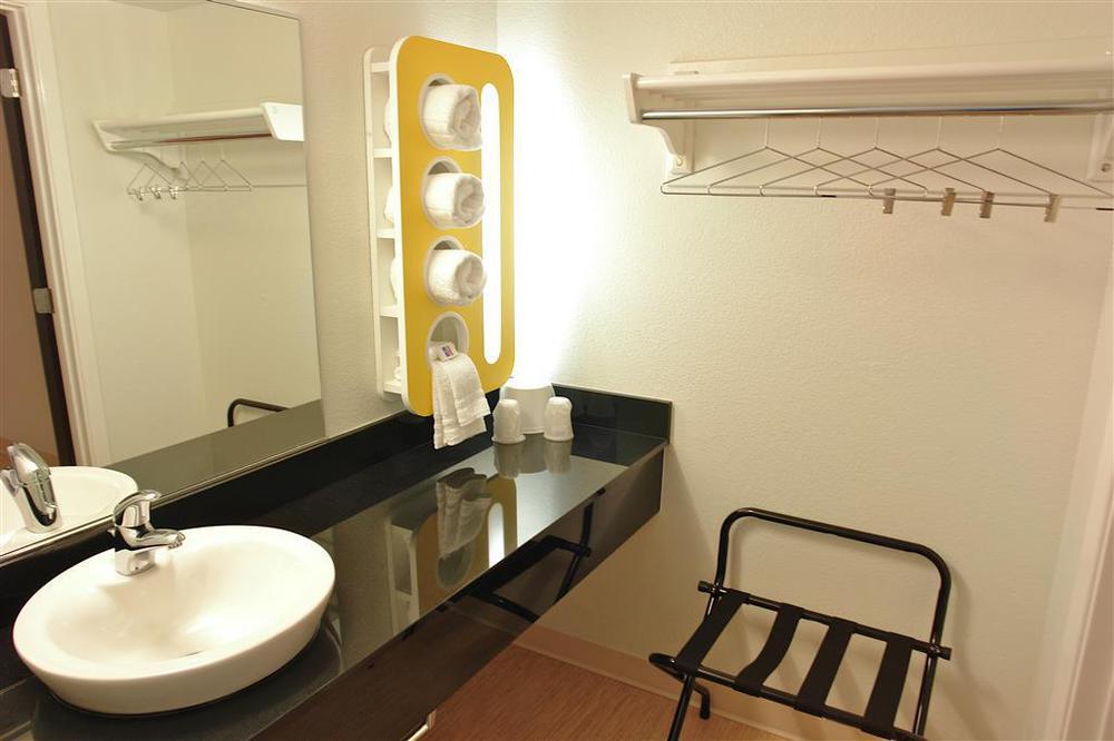 Motel 6 Boston South - בריינטרי חדר תמונה
